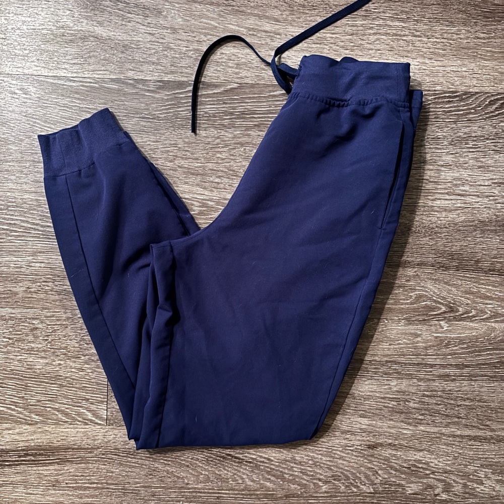Mandala women’s Navy Blue high rise jogger scrub pants